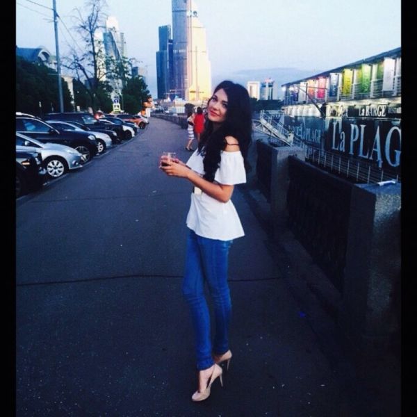 Dating services from stunning 30 y.o. Zoe