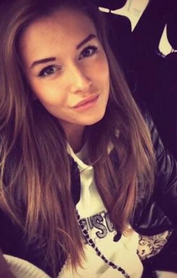 Lesbian call girl Tahirah is waiting for ladies