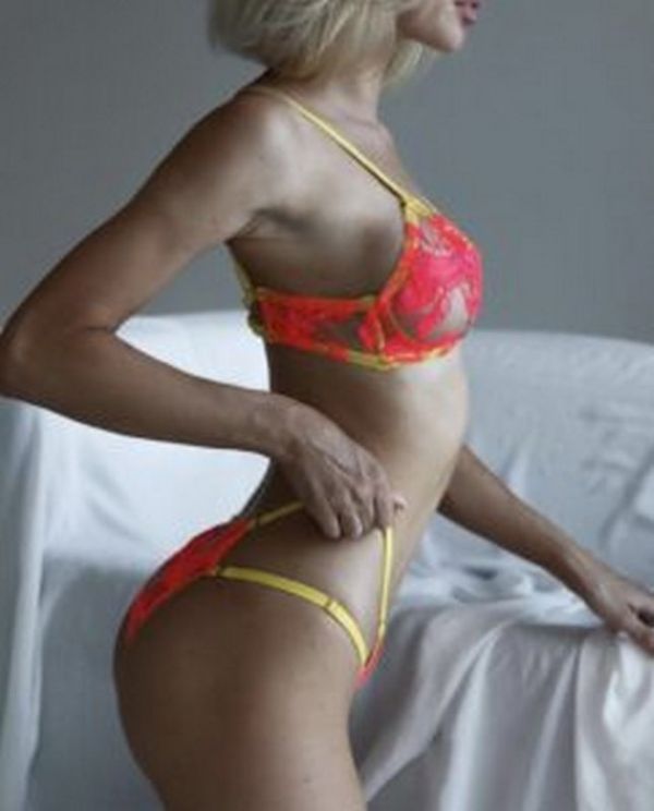 Local escort service offers sexy Vesna, weight 56 kg, height 172 cm